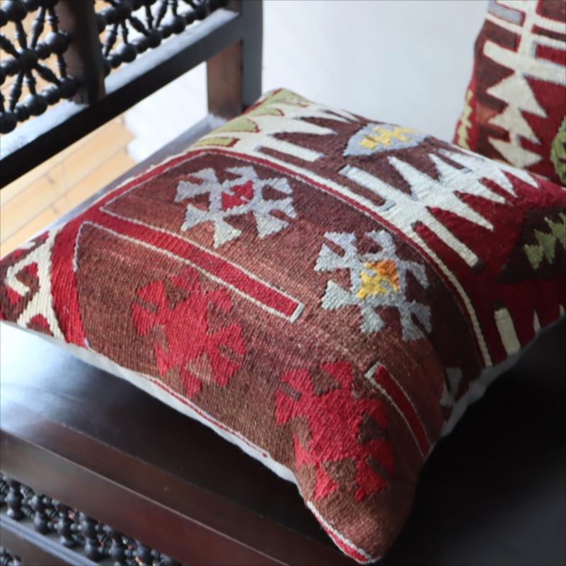 オールドキリム クッションカバートルコ南部アダナ地方 チフカナットキリム |  | 02