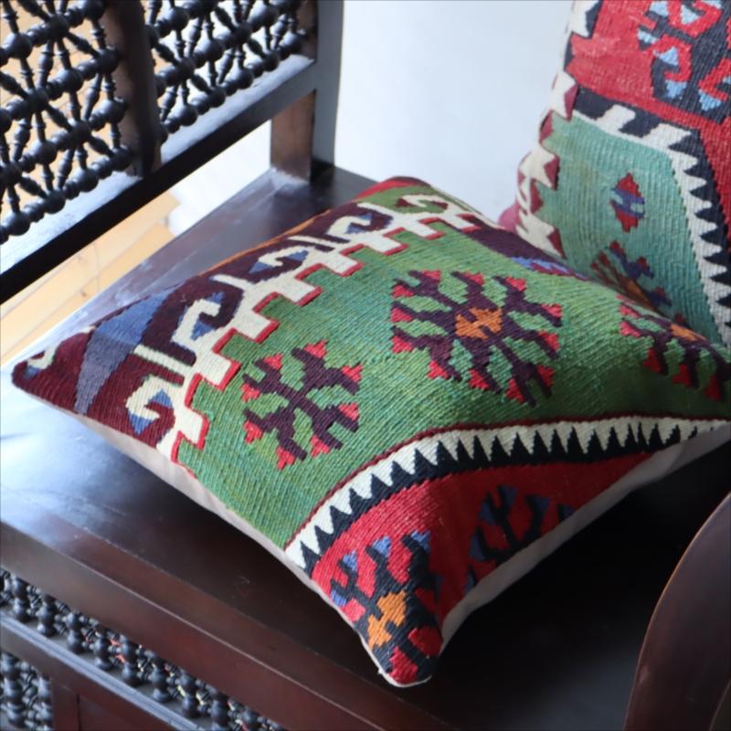 オールドキリム クッションカバーマラテヤ チフカナットキリム |  | 01