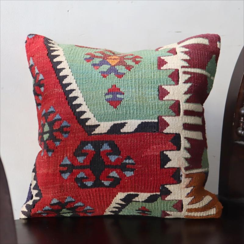 オールドキリム クッションカバーマラテヤ チフカナットキリム | 