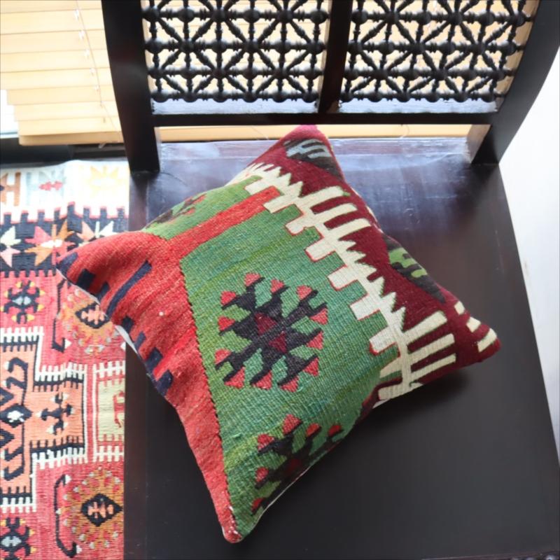 オールドキリム クッションカバーマラテヤ チフカナットキリム |  | 01