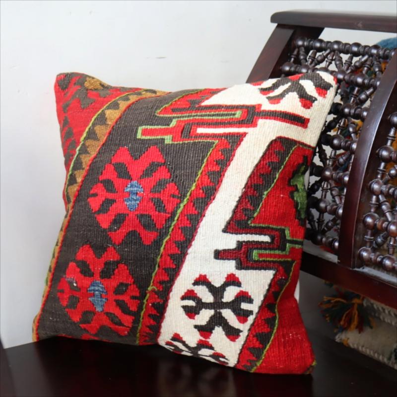 オールドキリム クッションカバーマラテヤ チフカナットキリム |  | 01