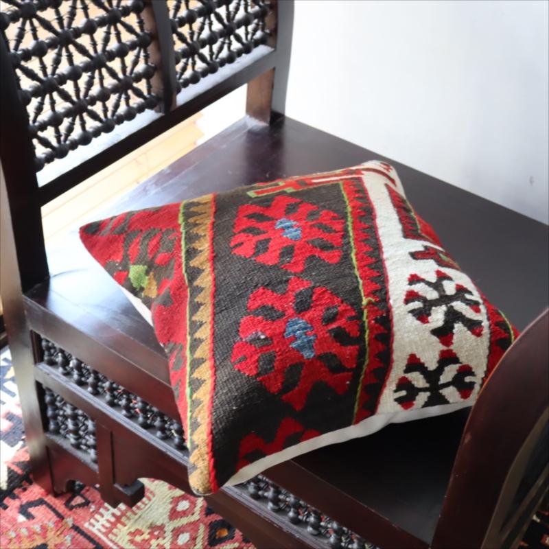オールドキリム クッションカバーマラテヤ チフカナットキリム |  | 02