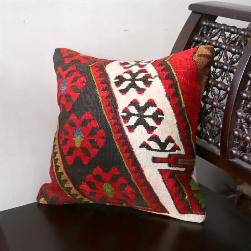 オールドキリム クッションカバーマラテヤ チフカナットキリム |  | 02