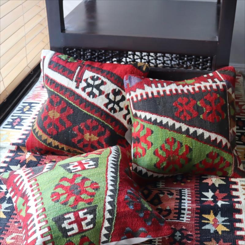 オールドキリム クッションカバーマラテヤ チフカナットキリム |  | 04