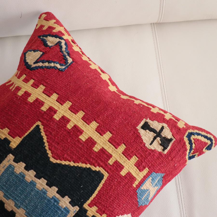 オールドキリム クッションカバー 40cm角 40×40cm コンヤ　サンドゥック　トルコキリム |  | 02