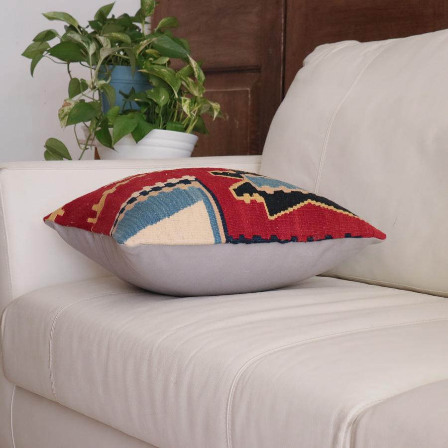オールドキリム クッションカバー 40cm角 40×40cm コンヤ　サンドゥック　トルコキリム |  | 04