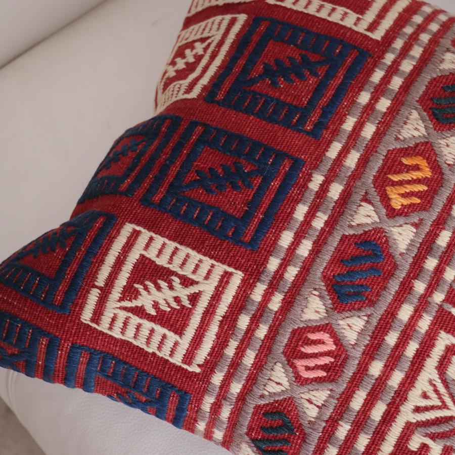 オールドキリム クッションカバー 40cm角 40×40cm ベルガマ ジジム |  | 02