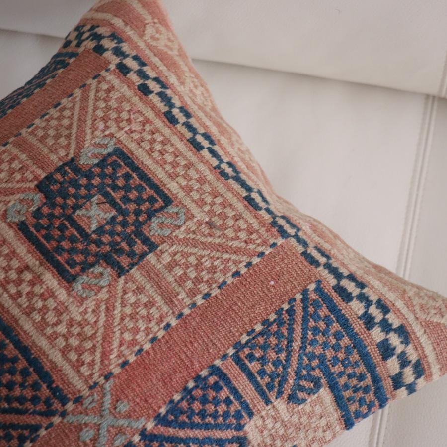 オールドキリム クッションカバー 40cm角 40×40cm ベルガマ ジジム |  | 01