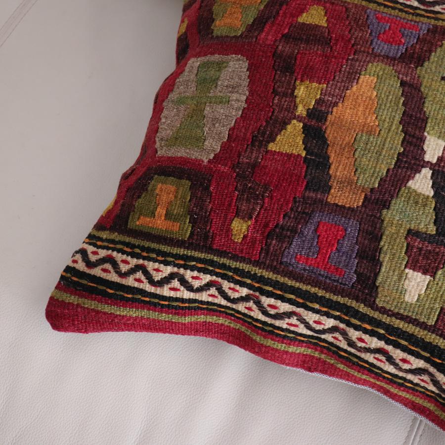 オールドキリム クッションカバー 40cm角 40×40cm アフィヨン　雄羊の角コチボユヌズ |  | 03