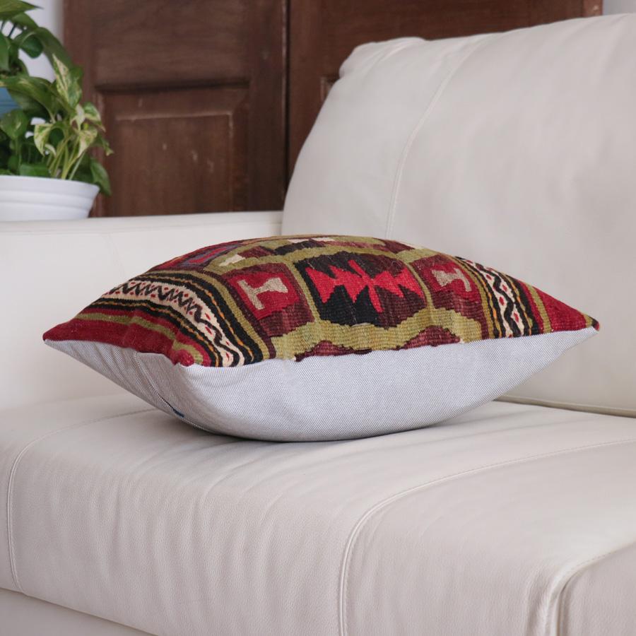 オールドキリム クッションカバー 40cm角 40×40cm アフィヨン　雄羊の角コチボユヌズ |  | 04