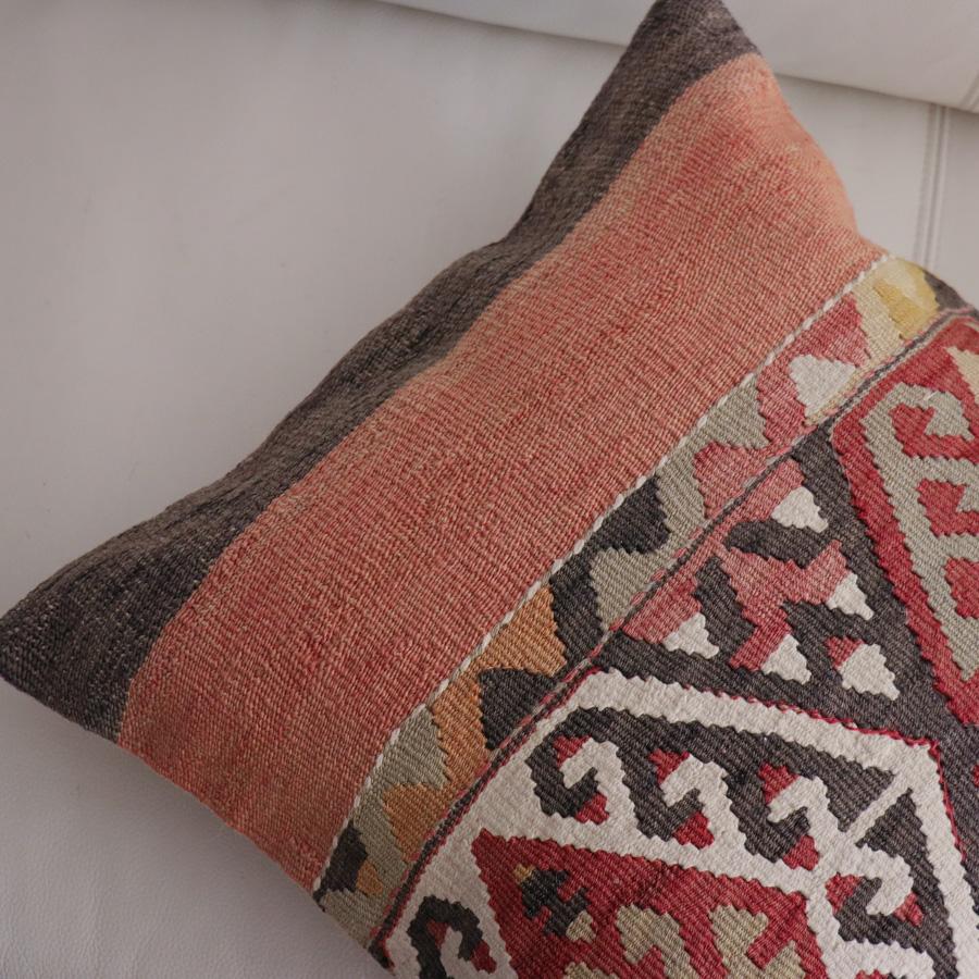 オールドキリム クッションカバー 40cm角 40×40cm フェティエ |  | 01