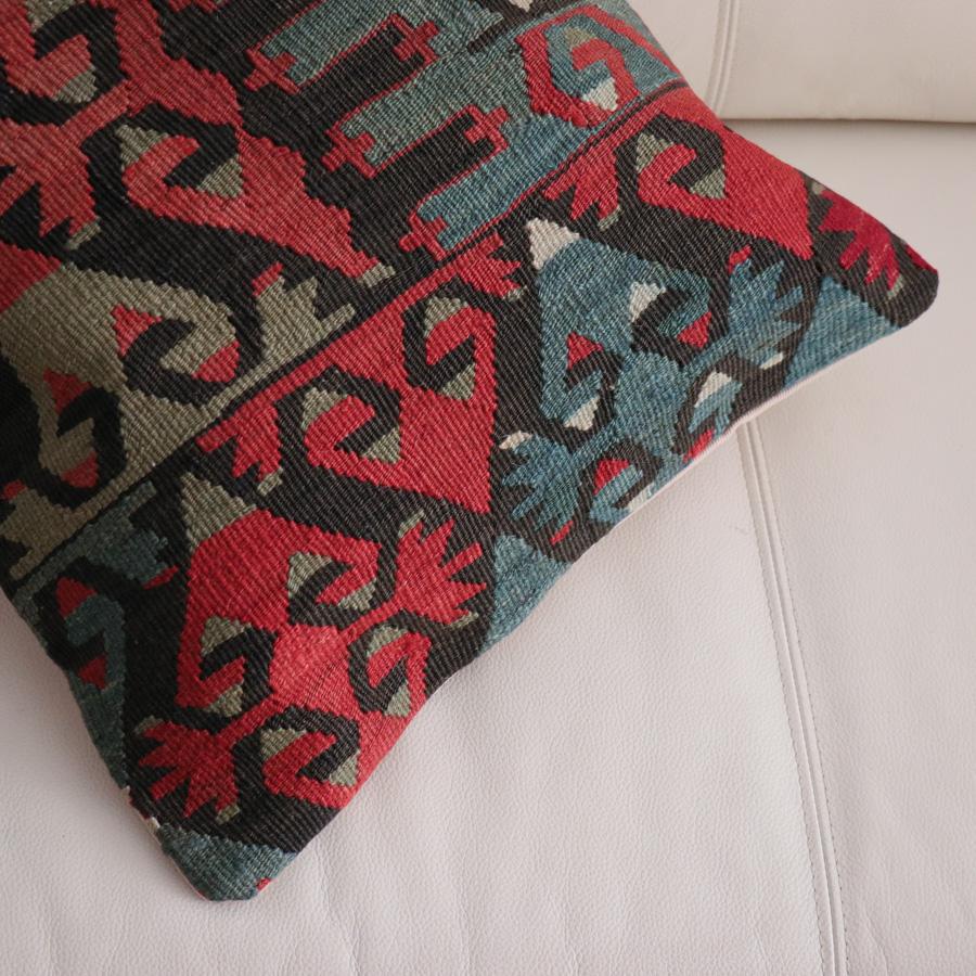 オールドキリム クッションカバー 40cm角 41×41cm シブリヒサル　連なるエリベリンデ |  | 02