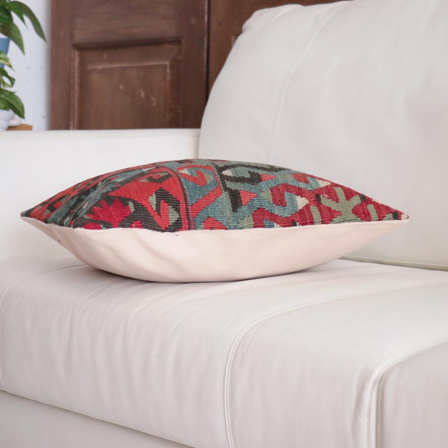 オールドキリム クッションカバー 40cm角 41×41cm シブリヒサル　連なるエリベリンデ |  | 03