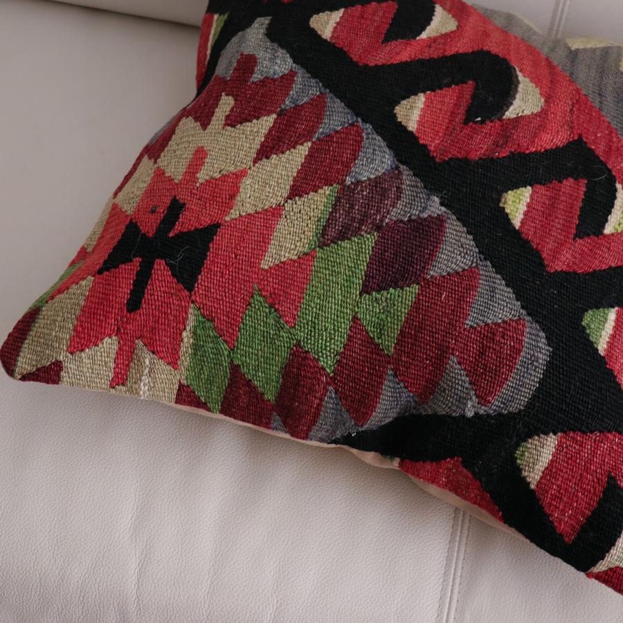 オールドキリム クッションカバー 40cm角 40×40cm エシュメ |  | 03