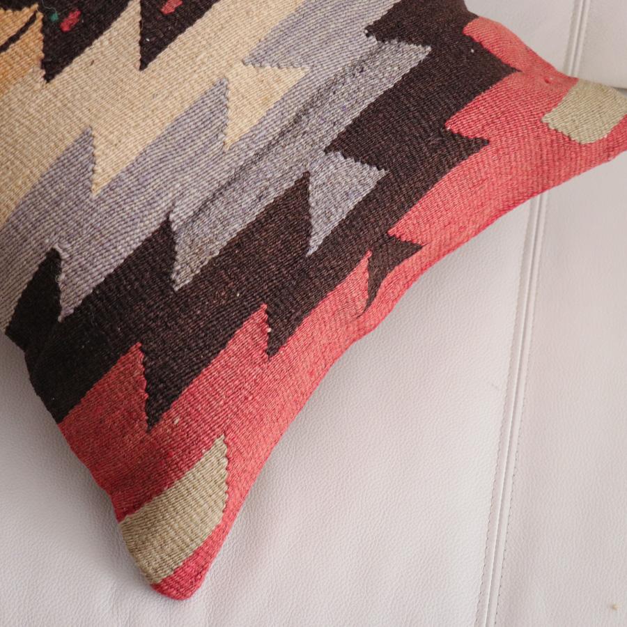 オールドキリム クッションカバー 40cm角 40×40cm アダナ　イーブルアイ　ジグザグ |  | 02