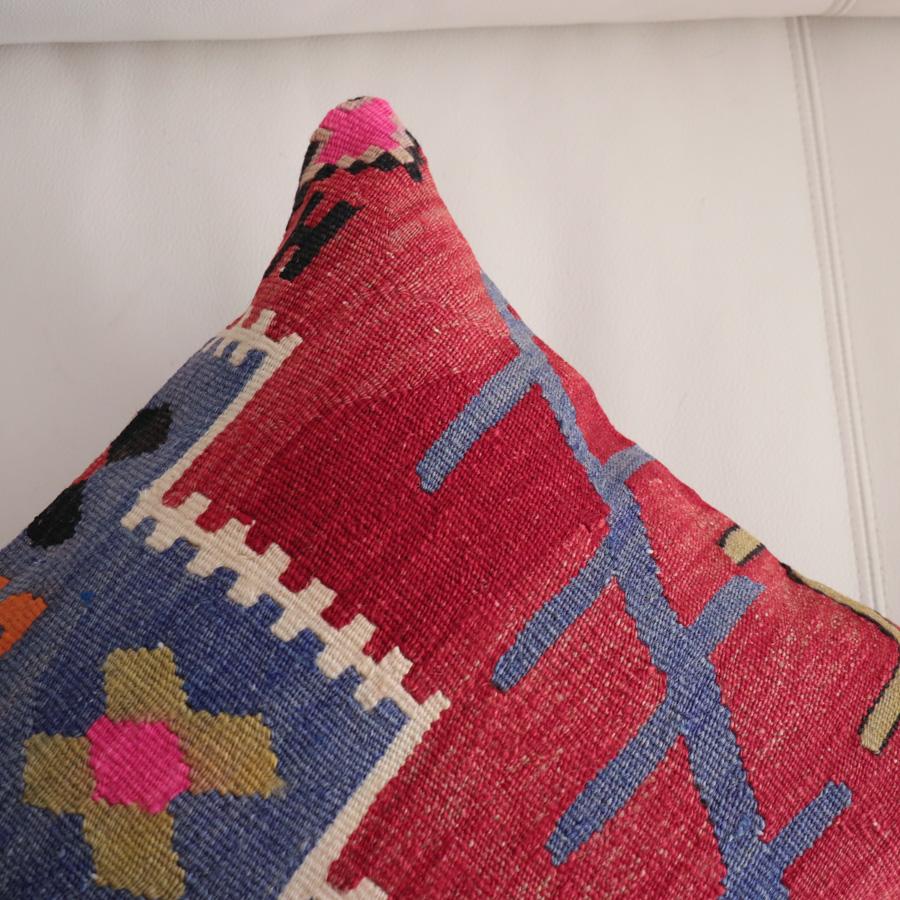 オールドキリム クッションカバー 40cm角 40×40cm アフィヨン |  | 01