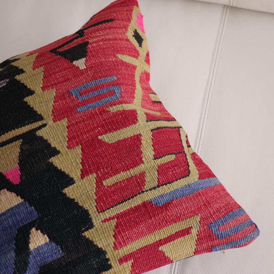 オールドキリム クッションカバー 40cm角 40×40cm アフィヨン |  | 01