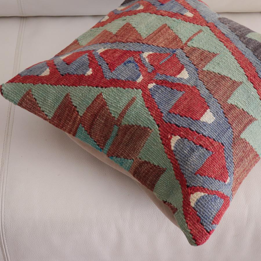 オールドキリム クッションカバー 40cm角 40×40cm エシュメ |  | 01