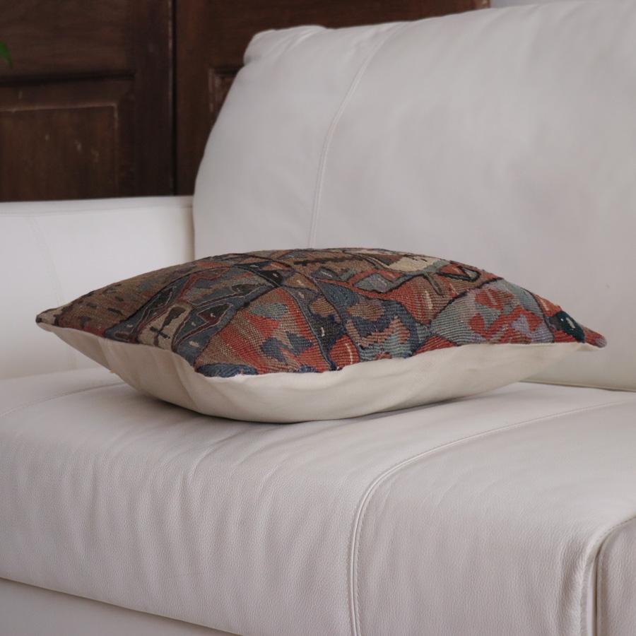 オールドキリム クッションカバー 40cm角 39×39cm ハッキャリ　トルコキリム |  | 03