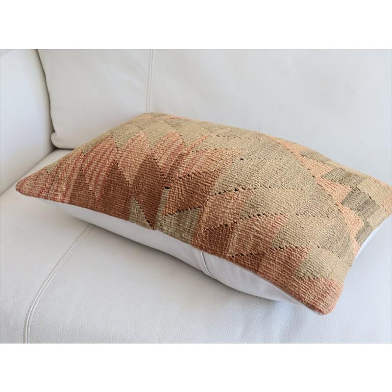 オールドキリムクッションカバー 長方形サイズ 49×33cm エシュメ・パステルに色あせたジグザグ |  | 03