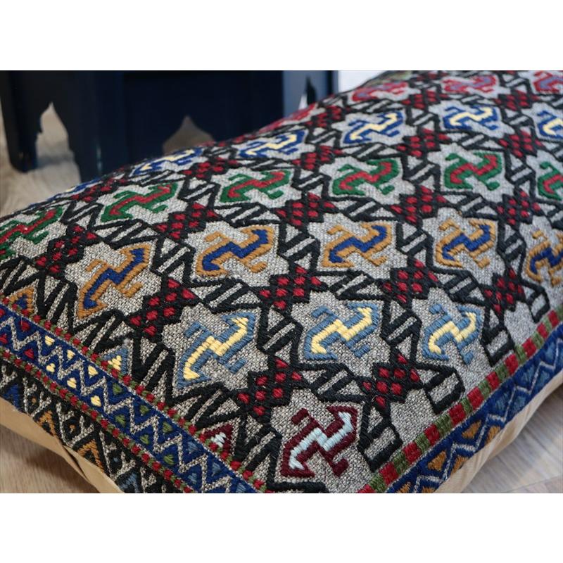 オールドキリムクッションカバー 長方形サイズ 83×46cm コンヤ ジジム・ヤストゥク |  | 04