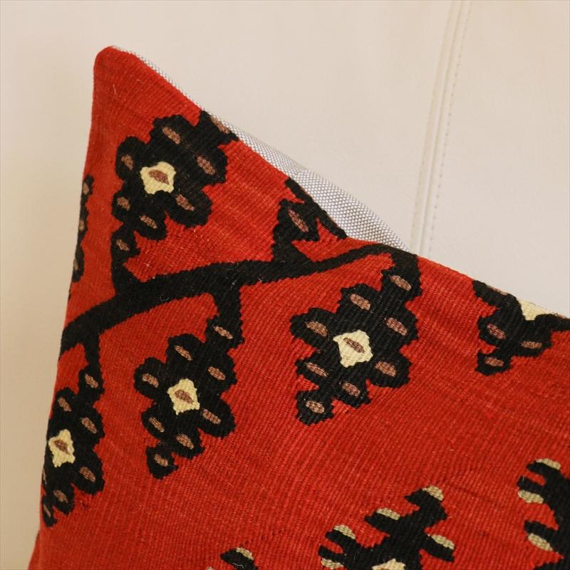 オールドキリムクッションカバー　40cm角サイズシャルキョイ Antique Kiilim Cushion |  | 01
