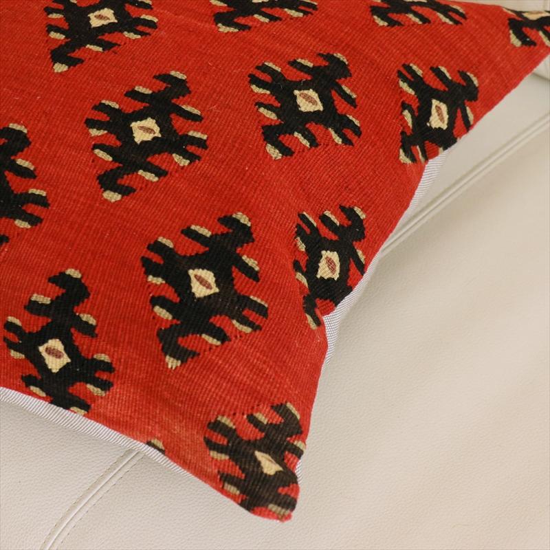 オールドキリムクッションカバー　40cm角サイズシャルキョイ Antique Kiilim Cushion |  | 02