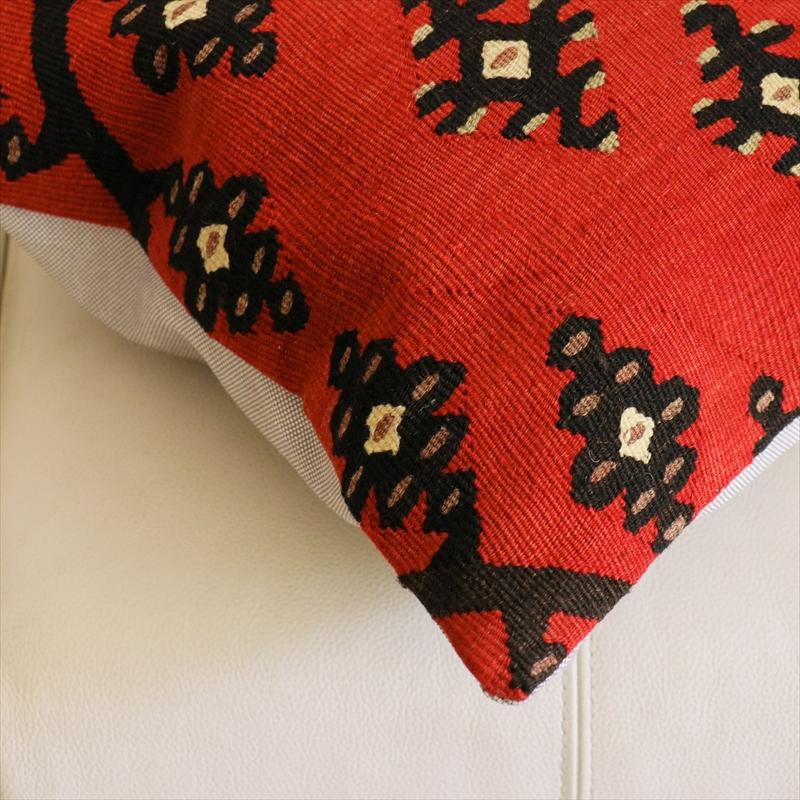 オールドキリムクッションカバー　40cm角サイズシャルキョイ Antique Kiilim Cushion |  | 03