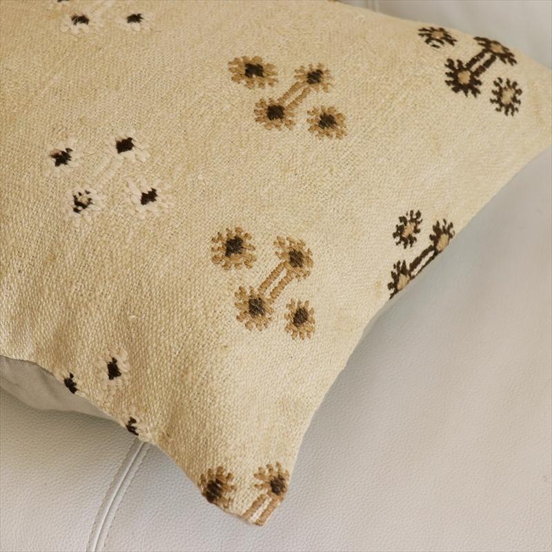 オールドキリムクッションカバー　40cm角サイズクリーム色　ジジム　Sivas Old Kilim |  | 02
