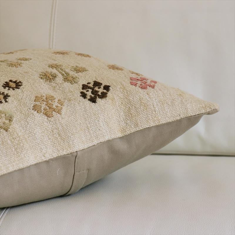 オールドキリムクッションカバー　40cm角サイズクリーム色　ジジム　Sivas Old Kilim |  | 05