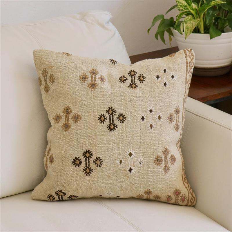 オールドキリムクッションカバー　40cm角サイズクリーム色　ジジム　Sivas Old Kilim | 