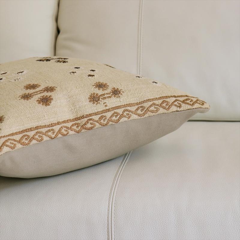 オールドキリムクッションカバー　40cm角サイズクリーム色　ジジム　Sivas Old Kilim |  | 04