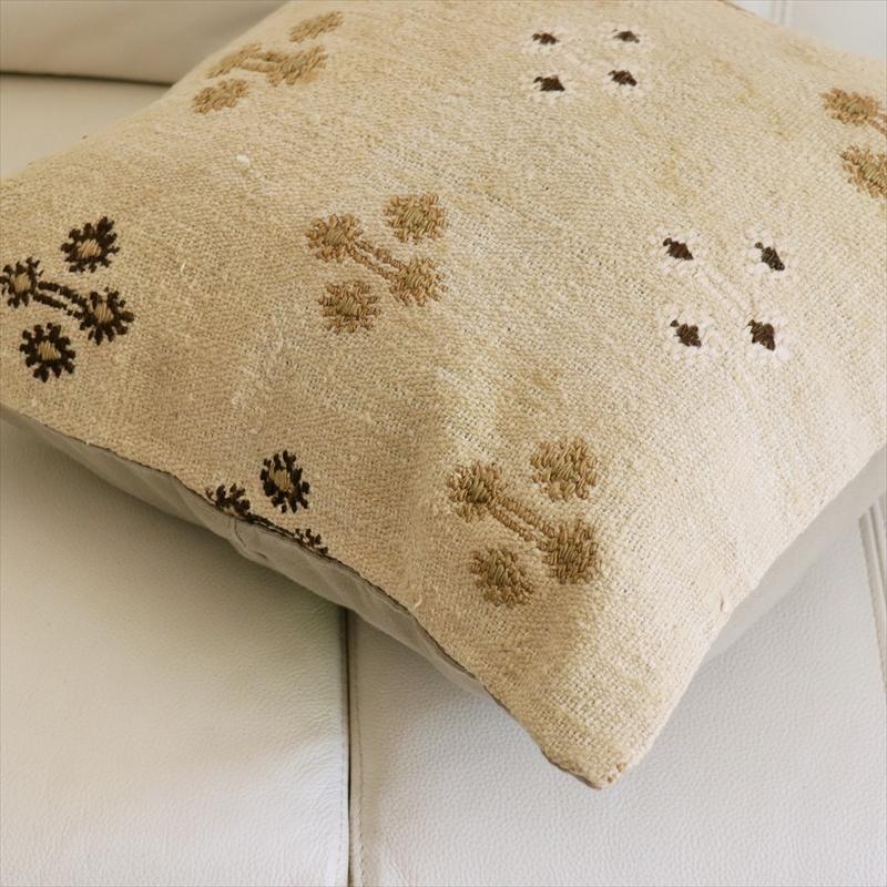 オールドキリムクッションカバー　40cm角サイズクリーム色　ジジム　Sivas Old Kilim |  | 03