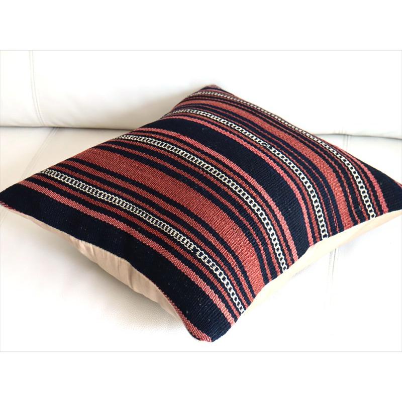 オールドキリムクッションカバー 39×39cm ウルファ OUTLET・アウトレット・難あり |  | 03