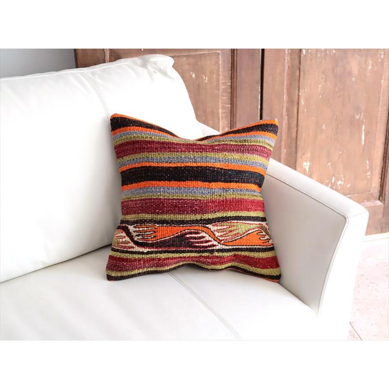オールドキリム 40cm角クッションカバー 39×40cm ボーダーと鳥のモチーフ Old Kilim Cushion |  | 01