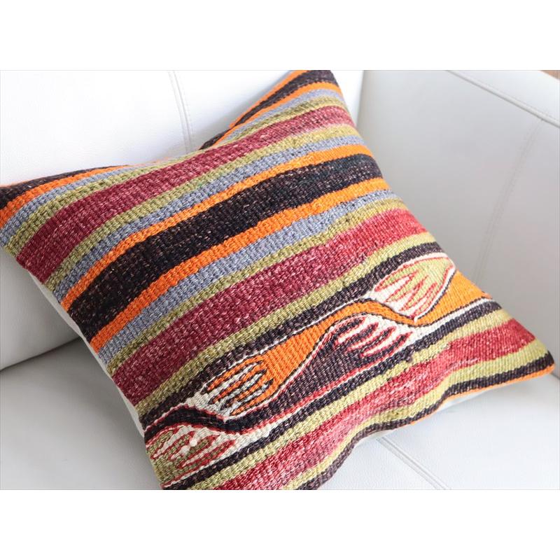 オールドキリム 40cm角クッションカバー 39×40cm ボーダーと鳥のモチーフ Old Kilim Cushion |  | 02