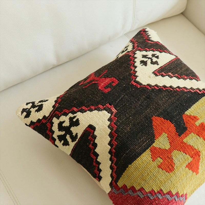 オールドキリム 40cm角クッションカバー 40×40cm エミルダア　シブリヒサル Old Kilim Cushion |  | 02
