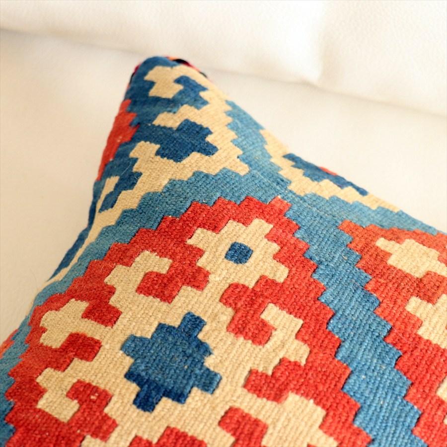 オールドキリムクッションカバー 31×30cm カシュカイ族 Qashkai Kilim Cushion |  | 01