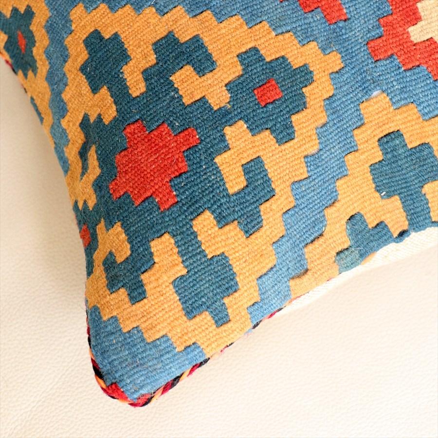 オールドキリムクッションカバー 31×30cm カシュカイ族 Qashkai Kilim Cushion |  | 02