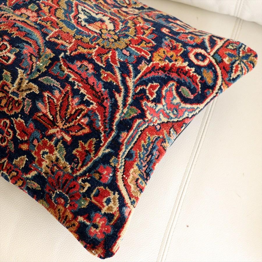 ヴィンテージラグ パイル織りラグ　クッションカバー 36×43cm トルコ絨毯ヘレケ Old Carpet Cushion |  | 02