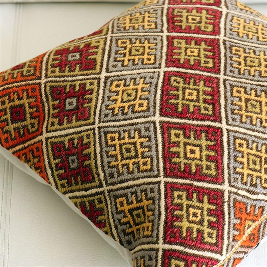 オールドキリム クッションカバー 40×39cm ひし形のジジム Old Kiilim Cushion |  | 01
