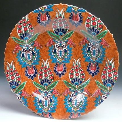 繊細な手描きのトルコ キュタフヤ陶器 飾り皿 プレート 工芸品 民芸品