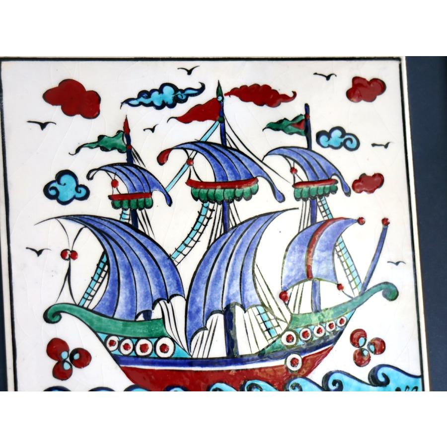 トルコ陶器 手書きタイル 1枚額 H31×W31×D2.5cm チャナッカレ・トロイの船 Turkish Hand Paint Tile |  | 02