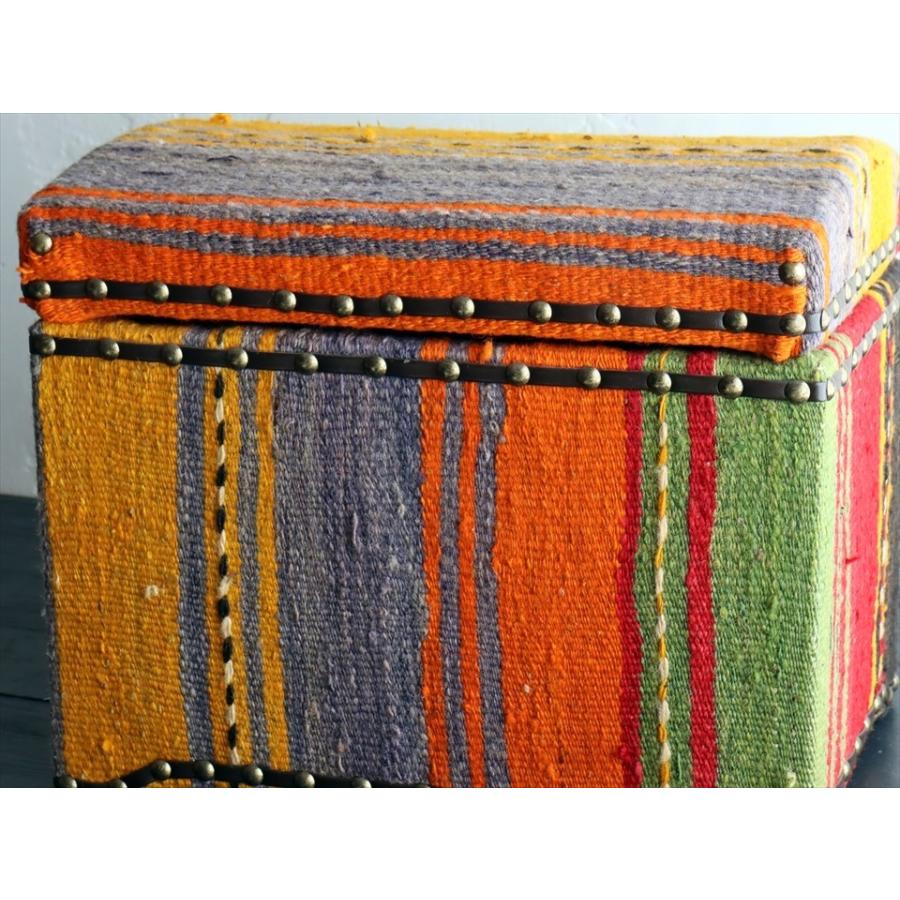 オールドキリム木製家具 宝箱Ｍサイズストライプボーダー W36.5xH31.5xD27cm | ブランド登録なし | 02