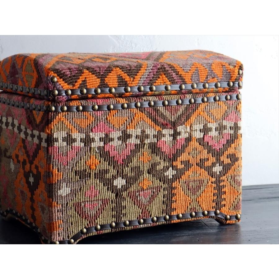 オールドキリム木製家具 宝箱Ｍサイズカルス W36.5xH31xD27cm | ブランド登録なし | 02
