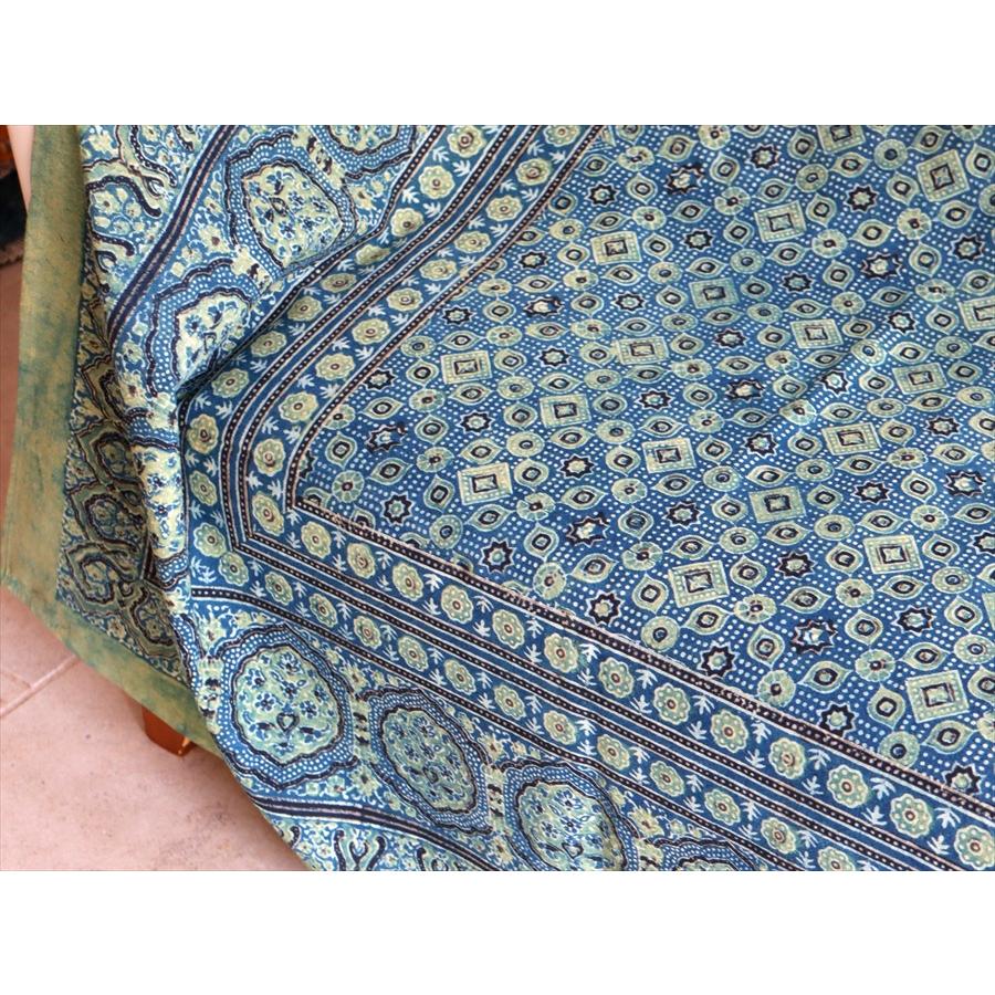 アジュラク染 ブルー インド更紗 ブロックプリント ベッドカバー ソファカバー |  | 02