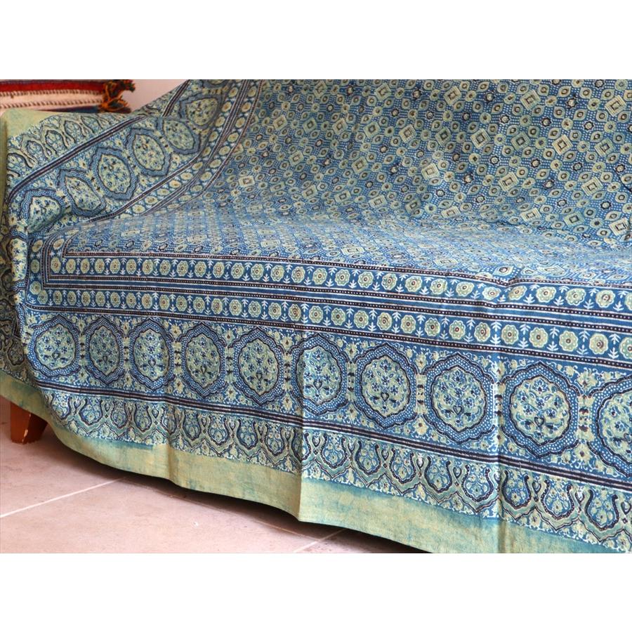アジュラク染 ブルー インド更紗 ブロックプリント ベッドカバー ソファカバー |  | 04