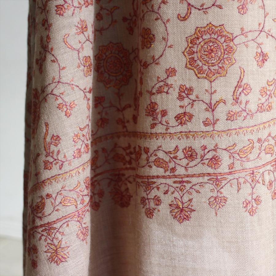 ウールストール・細かな刺繍/大判サイズ 224x106cm ライトブラウン/1点もの | ブランド登録なし | 06