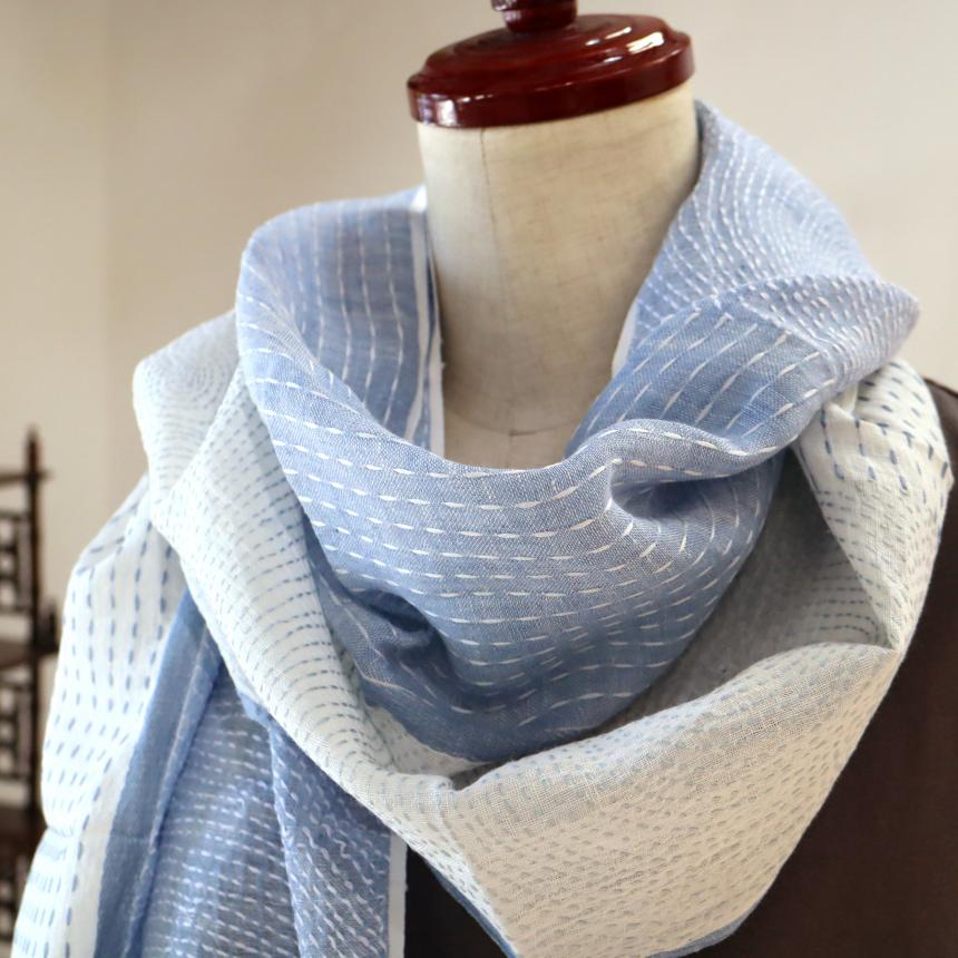 手刺繍 ストール 綿麻混 ブルーｘホワイト バイカラー 幾何学柄 カディ インド　 | ブランド登録なし
