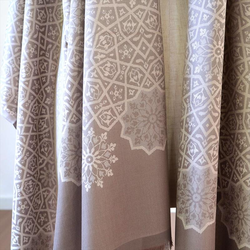 大判ストール 光沢あるジャガード織り 薄手グレージュ ジオメトリックパターン　トルコデザイン | ブランド登録なし | 03